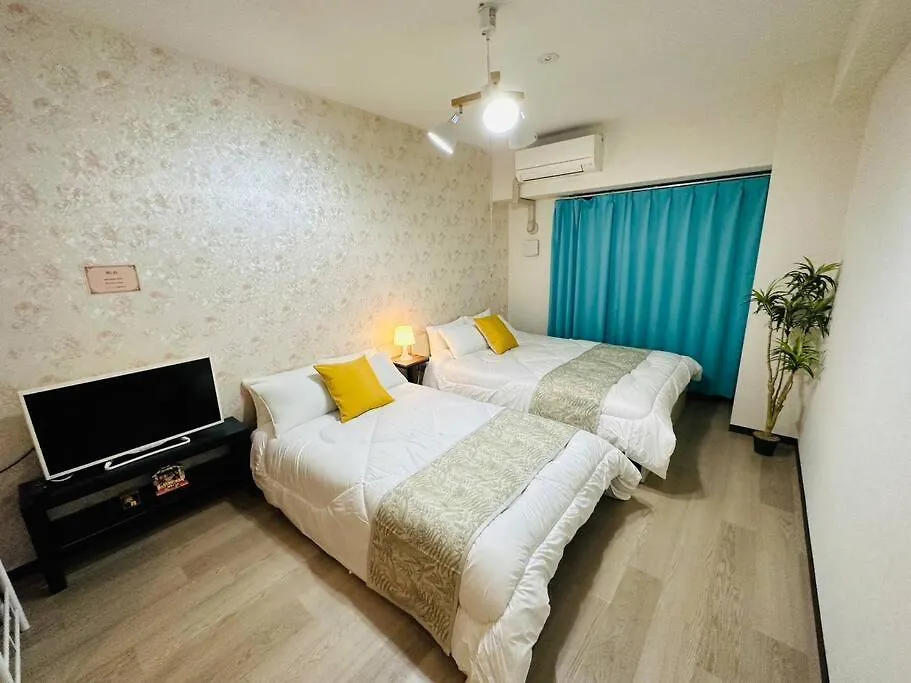 Apartmán 302 黒門市場1分!道頓堀まで徒歩8分!心斎橋まで徒歩9分 Ósaka